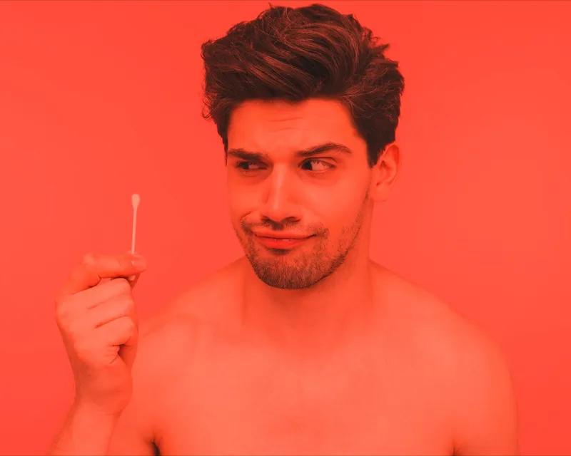 Kaip valyti ausis: ką tikrai reikia žinoti