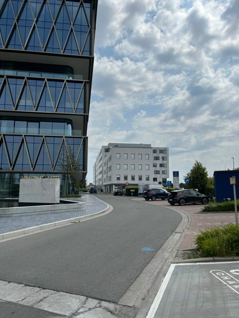 Audinc vieta – aptarnavimo punktas Roeselare (1)